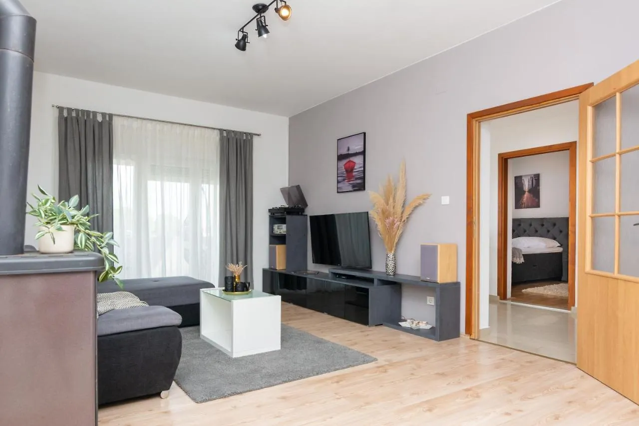 Holiday Home Bibano 0*, Bibinje